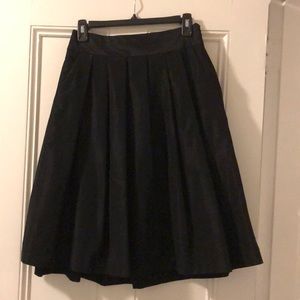 Pleated Taffeta party skirt